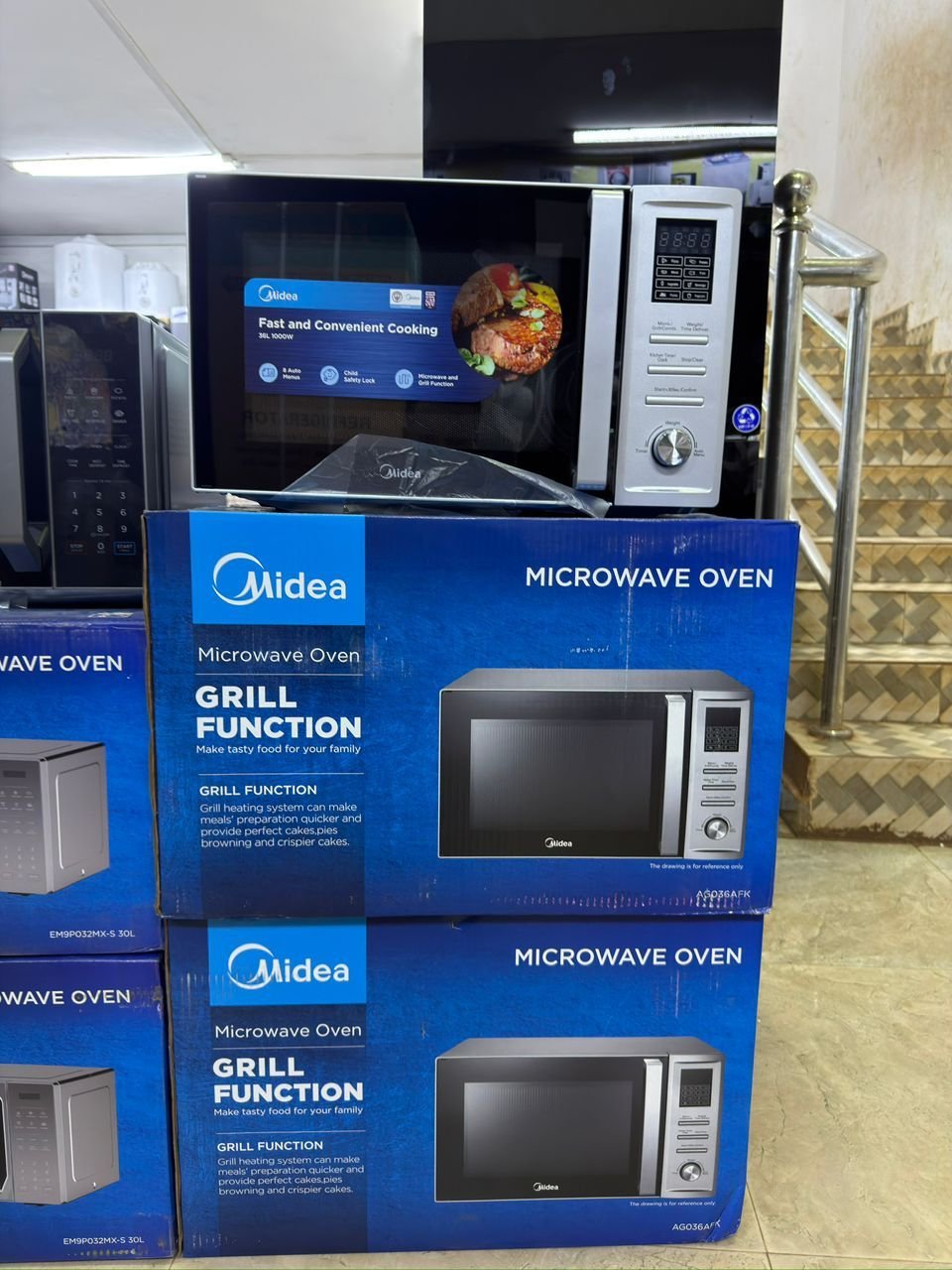 MICRO-ONDES MIDEA